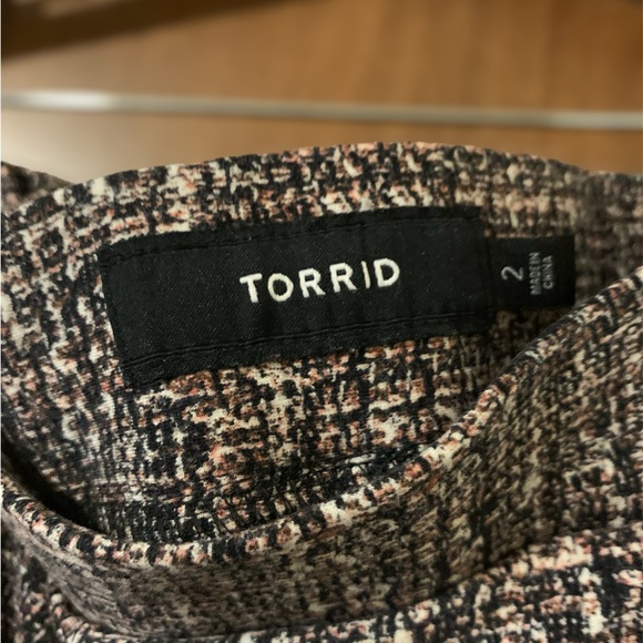 Torrid Dress Pants. Sz.2 - Picture 3 of 4